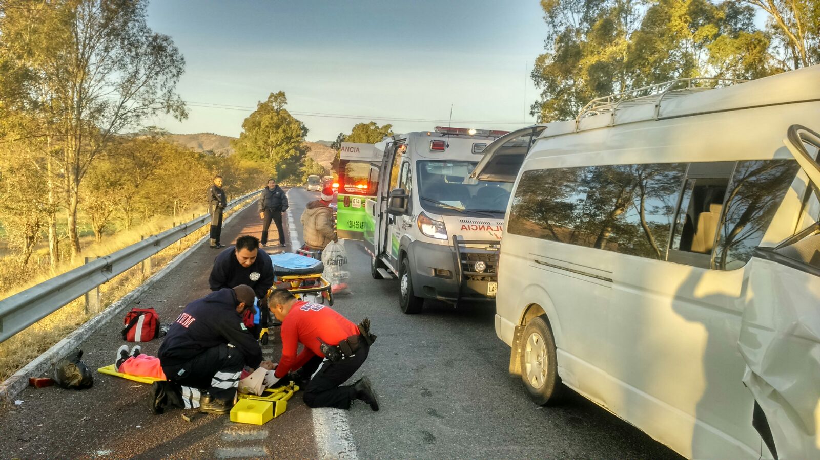 Choque en la súper deja varios lesionados e oaxaca com Periódico