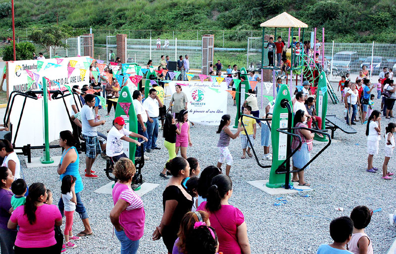 Inaugura Donovan Primer Módulo De Gimnasio Al Aire Libre En Tehuantepec